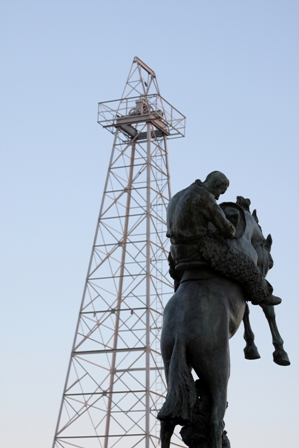 Derrick and Statue at Capital Building